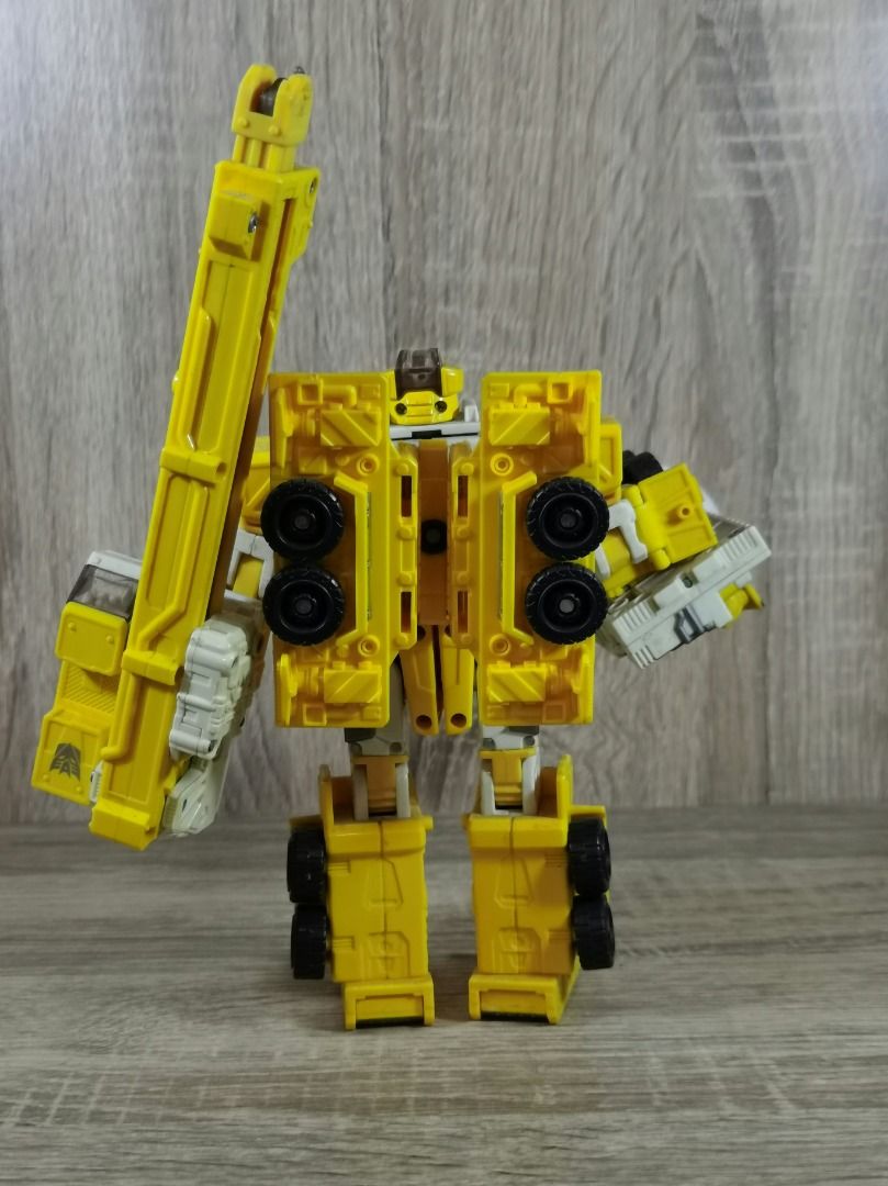 TRANSFORMERS 2007 MUDFLAP (Category: Action & Battle Toys) located in Angeles City. Submitted by swodahs (Listing ID 1464200602, Image 2). Description: UGALIING MAGBASA SURE BUYERS ONLY WAG NA MAG INQUIRE PAG DI SURE O DI MAG REREPLY WYSWYG NO MORE ASKING FOR PICTURES YAN NA NASA POST! Negotiable for sure buyers RFS: Need funds Payment : GCash Shipping : LBC Location : Angeles.