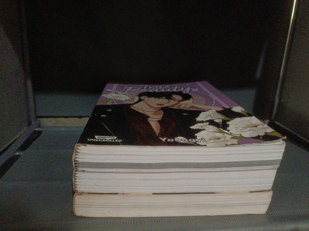 TRUE BEAUTY VOL1-3 (Category: Storybooks) located in Bambang. Submitted by axela21 (Listing ID 1464234354, Image 2). Description: BUNDLE TRUE BEAUTY 350 130 Each.