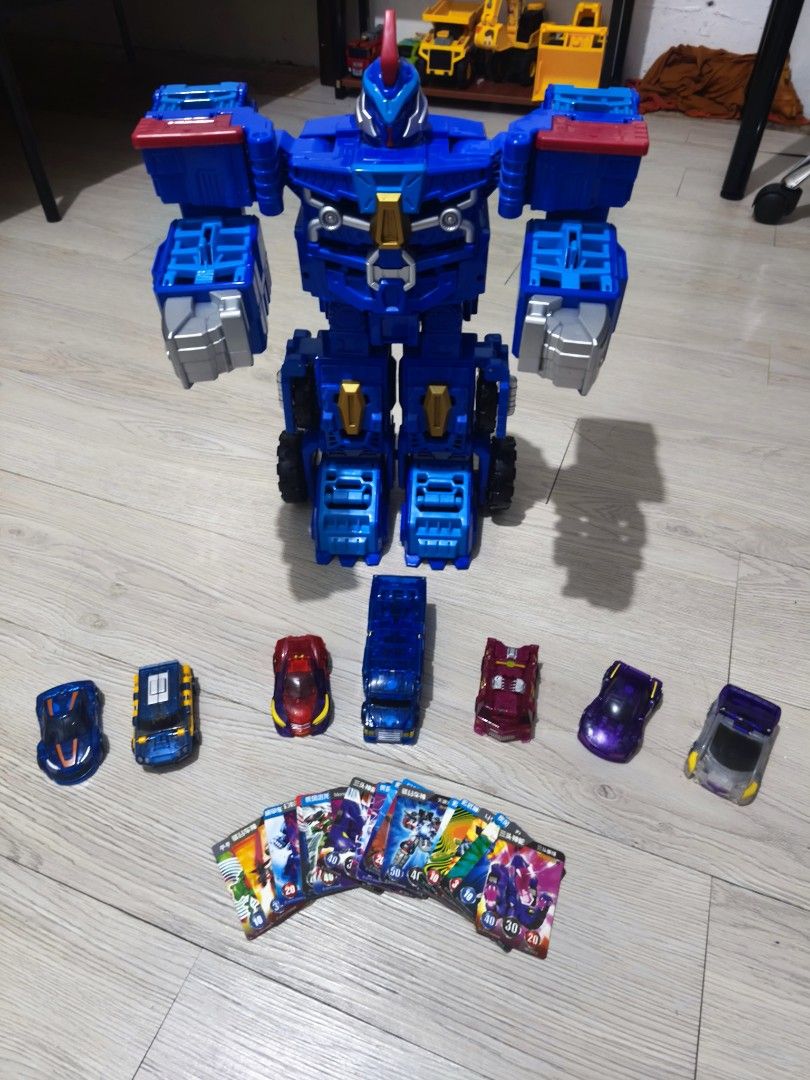 Turning Mecard (Category: Action & Battle Toys) located in Pasig City. Submitted by 1stop-shop (Listing ID 1464168748, Image 2). Description: ❗FOR SALE❗FOR TAKE ALL❗ ✅Turning Mecard W Evan King including 7 Turning Mecard transforming robot car and cards. ❗1,800.00 ONLY❗ ❗WYS IS WYG ❗AS IS 📌LOCATION: PASIG CITY .