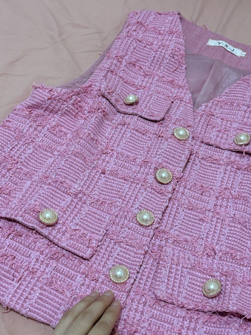 Tweed Vest Top (Category: Sleeveless) located in Quezon City. Submitted by shopmyprelovedph (Listing ID 1464269456, Image 3). Description: Size small Used once only.