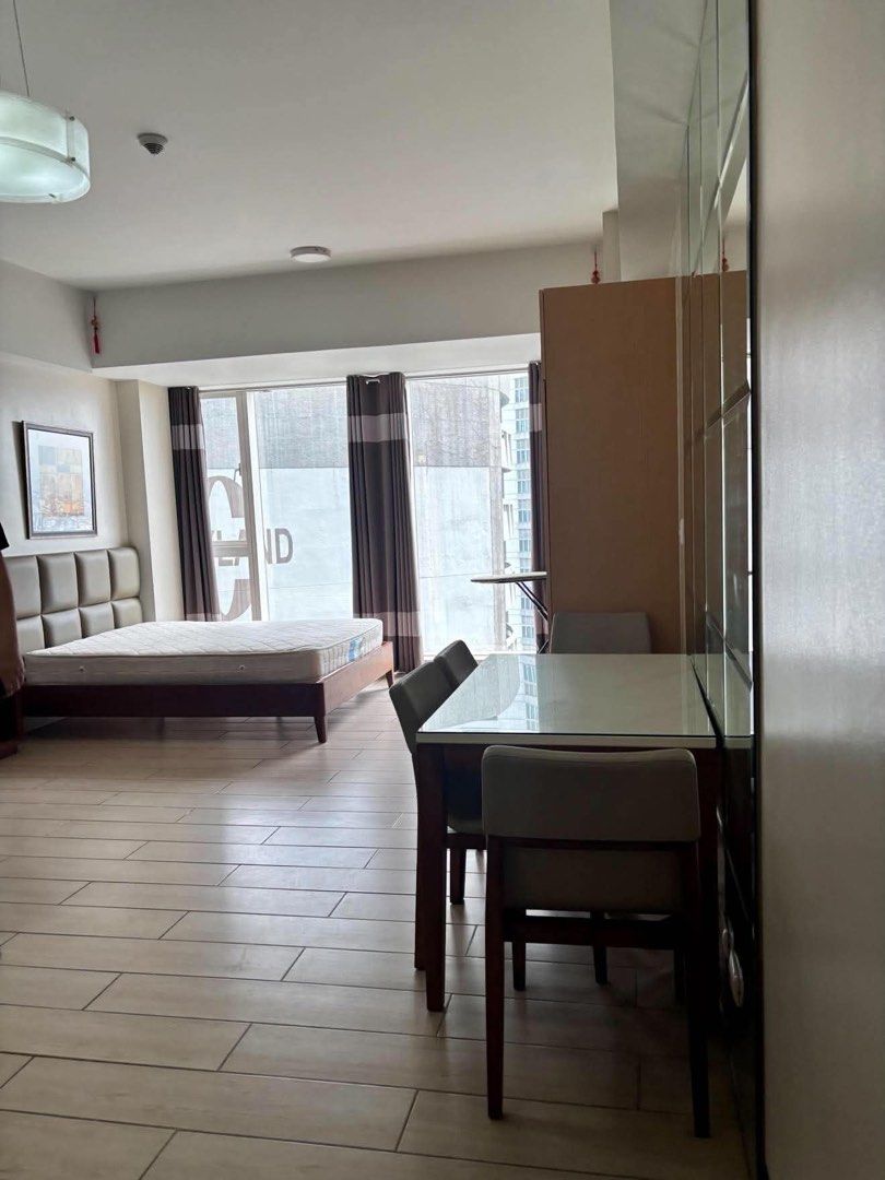 TWO CENTRAL STUDIO MAKATI CITY FOR RENT (Category: Apartments & Condos) located in Mandaluyong City. Submitted by preloved_byfraya (Listing ID 1464149122, Image 3). Description: TWO CENTRAL STUDIO UNIT MAKATI CITY FOR RENT! 40sqm fully furnished newly renovated 1 year lease 2 months deposit & 1 month advance 20th floor ₱30k monthly 🙂 for client only if need parking - add 5k.