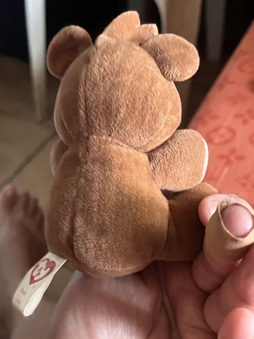 TY BEAR POOKY PLUSH (Category: Plushies & Soft Toys) located in Paranaque City. Submitted by bonsaiart (Listing ID 1464154929, Image 2). Description: Pre owned Good condition 350(fixed)+ sf Payment first policy (gcash/ paymaya) Shipping ONLY (J&t) NO TO COD NO TO MEETUP NO TO COP (LBC) No breaking of set or bundle.