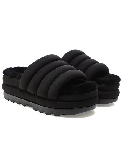 UGG Maxi Slide Sandals (Category: Sandals) located in Quezon City. Submitted by theluxurycityph. (Listing ID 1464333347, Image 2). Description: UGG Maxi Slide Sandals.