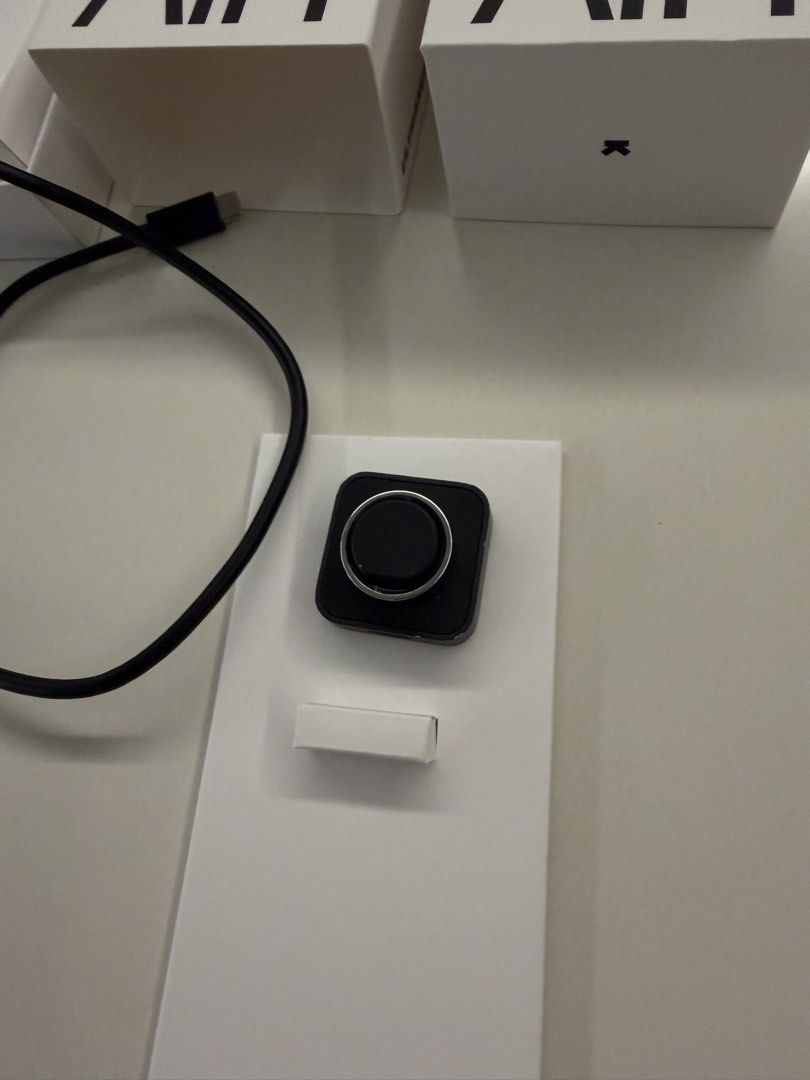 Ultrahuman Ring Air (Category: Wearables & Smart Watches) located in Taguig. Submitted by notobrokies (Listing ID 1464160788, Image 3). Description: LEGIT / LIKE NEW / NO ISSUES SIZE 9 RING RFS: switched to Garmin Cirqa NO TRADE / NO NEGO / LAST PRICE GCASH PAYMENTS ONLY - NO COD LALAMOVE OR GRAB ONLY NO LBC / J&T SERVICES Location Pin: McKinley Hill Village .