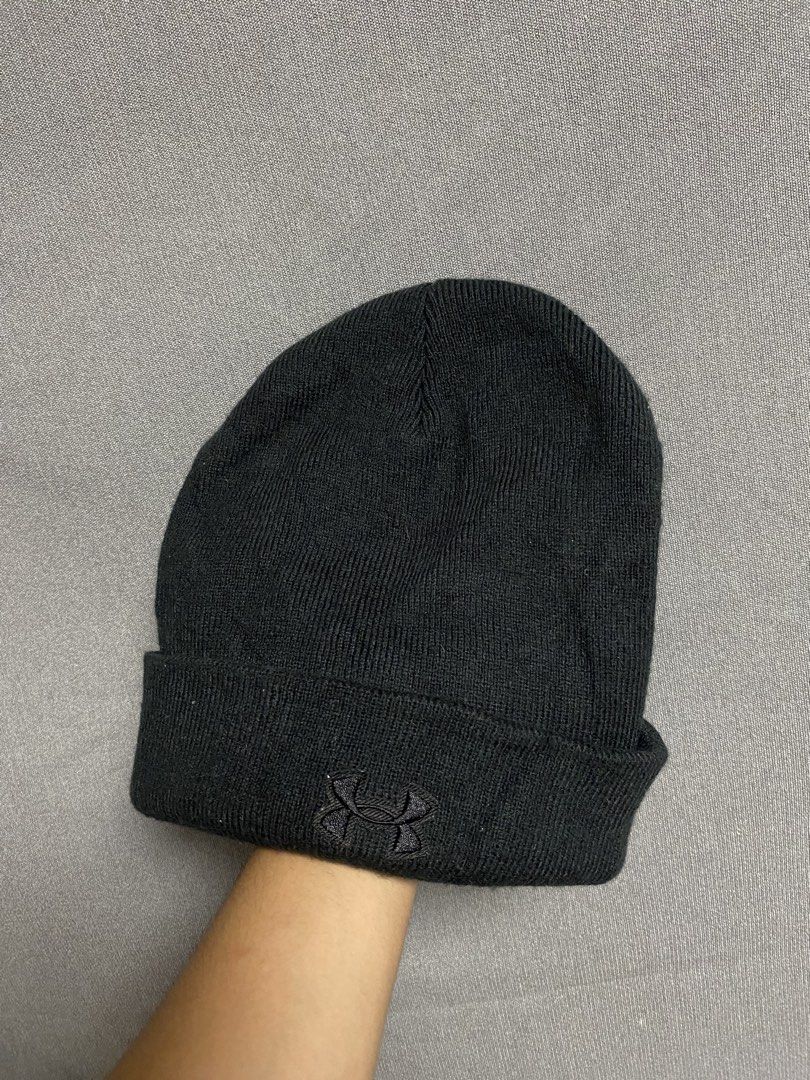 Under armour Beanie (Category: Beanies) located in Cabuyao City. Submitted by ukaythriftshirt (Listing ID 1464269007, Image 1). Description: Under armour Beani Good as new One size color rate 9/10 No issue - 450.