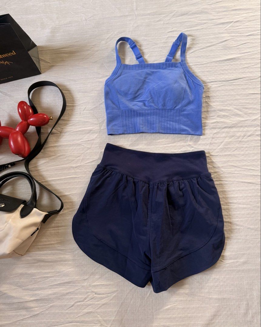 Under Armour vanish 2in1 short fitted (Category: Activewear) located in Bayombong. Submitted by nica7 (Listing ID 1464188916, Image 2). Description: .