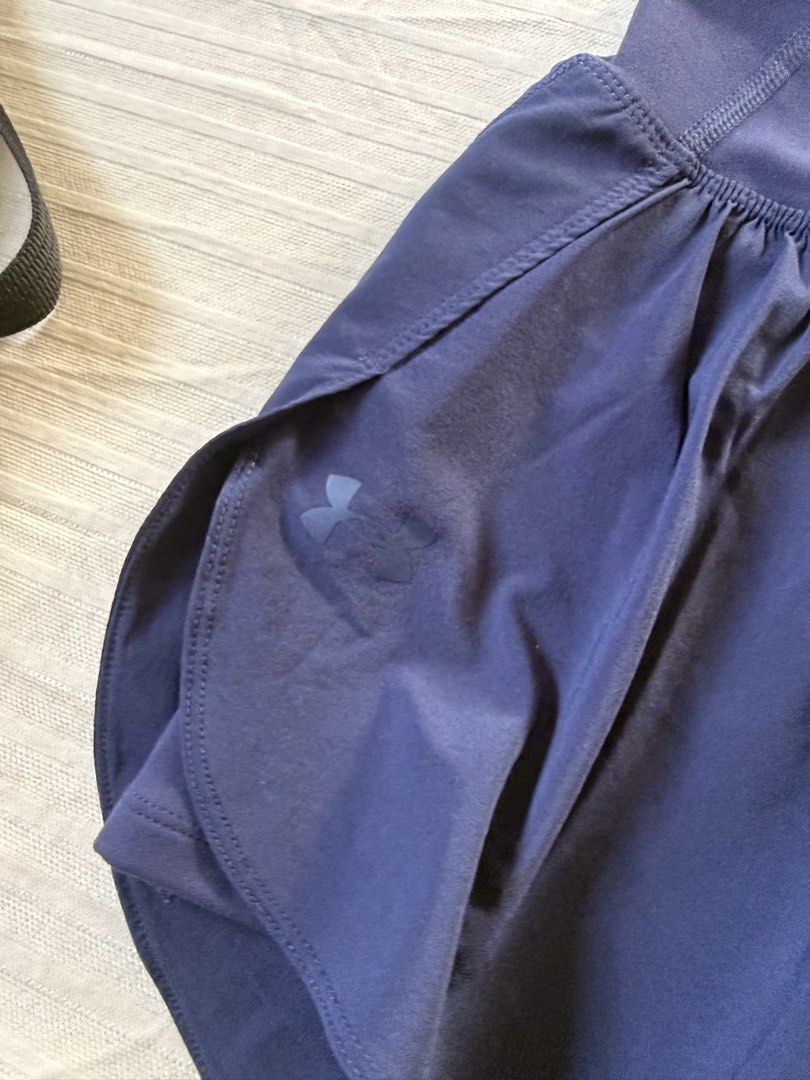 Under Armour vanish 2in1 short fitted (Category: Activewear) located in Bayombong. Submitted by nica7 (Listing ID 1464188916, Image 3). Description: .