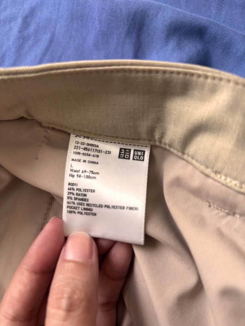 Uniqlo Brown Chino Pants (Category: Chinos) located in Pasig City. Submitted by bookishnook (Listing ID 1464245414, Image 2). Description: - Uniqlo Beige Chino Pants - Size: L - Waist: 69-75cm - Hip: 94-100cm - Material: 44% Polyester, 29% Rayon, 9% Spandex (Body); 100% Polyester (Pocket Lining) - Origin: Made in China - Ideal for: Casual wear.