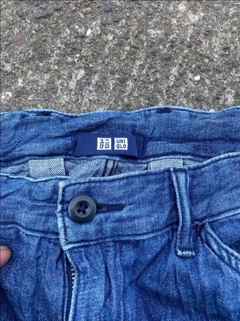 Uniqlo Blue Denim Carpenter Pants (Category: Jeans) located in Bacolod City. Submitted by carlo1019 (Listing ID 1464271840, Image 3). Description: - Uniqlo Carpenter Jeans - Nice blue wash - Classic denim style with utility pockets - Comfortable fit for everyday wear - Versatile: easy to pair with any top.