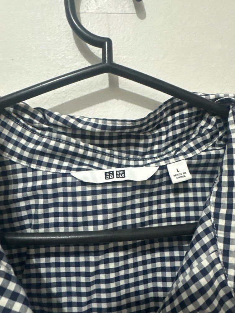 Uniqlo Button Down Checkered (Category: Shirts) located in Valenzuela. Submitted by lumaph (Listing ID 1464166465, Image 2). Description: .