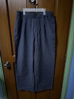 (Category: ) located in . Submitted by aprilluxcloset0812 (Listing ID 1464295283, Image 1). Description: .