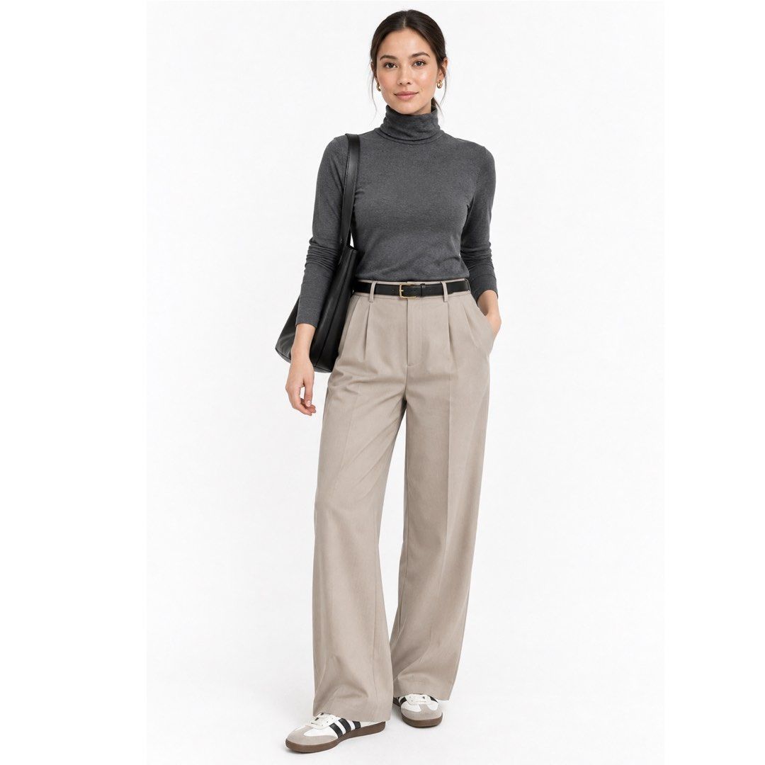 UNIQLO Dark Gray Turtleneck Long Sleeve Top | Soft Stretch Winter Basic | Large (Category: Longsleeves) located in San Jose del Monte. Submitted by vanessabarredo (Listing ID 1464339117, Image 2). Description: UNIQLO classic turtleneck in dark charcoal gray — a versatile minimalist basic perfect for layering and cold-weather outfits. Soft, lightweight and stretchable fabric with a clean fitted silhouette. Condition: Excellent Brand: UNIQLO Color:
