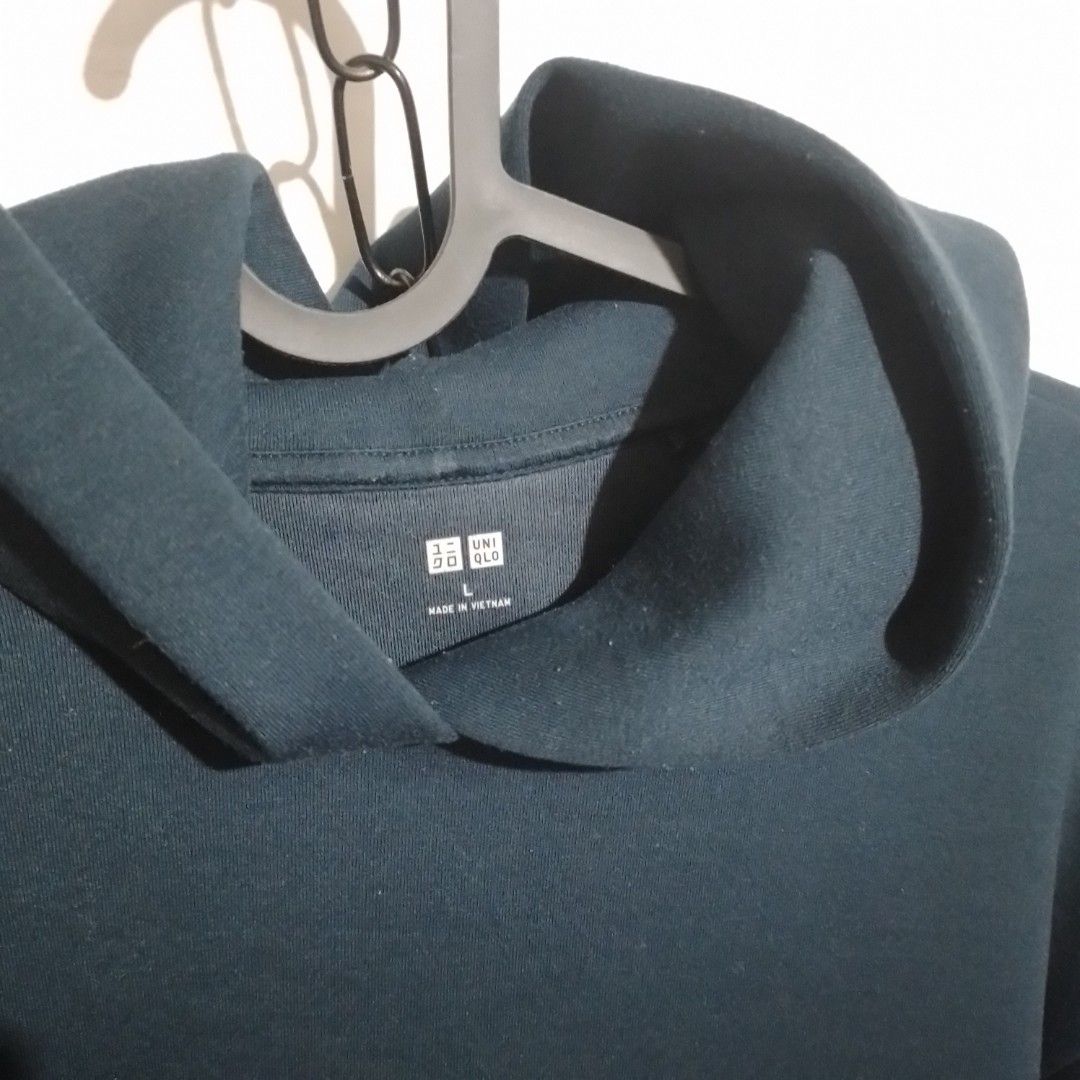 Uniqlo Dry Sweat Pull Over Hoodie (Category: Coats, Jackets and Outerwear) located in Baguio. Submitted by labelleferroniere (Listing ID 1464211004, Image 3). Description: Uniqlo Dry Sweat Pull Over Hoodie - Good as New L ( WMNS ) ( Blue ) Length 21 Width 23.