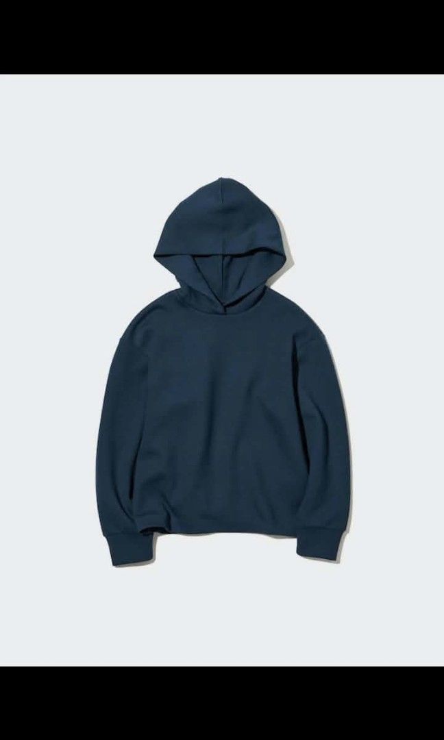 Uniqlo Dry Sweat Pull Over Hoodie (Category: Coats, Jackets and Outerwear) located in Baguio. Submitted by labelleferroniere (Listing ID 1464211004, Image 1). Description: Uniqlo Dry Sweat Pull Over Hoodie - Good as New L ( WMNS ) ( Blue ) Length 21 Width 23.