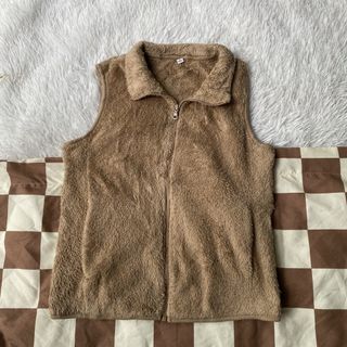 (Category: ) located in . Submitted by mariathriftandpreloved (Listing ID 1464272138, Image 1). Description: .