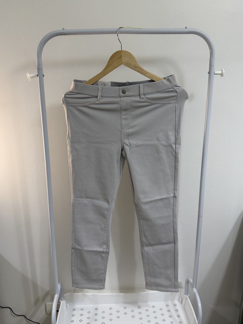 Uniqlo Grey Stretch Slim Fit Pants (Category: Trousers) located in Cebu City. Submitted by jnnwright (Listing ID 1464176251, Image 1). Description: - Uniqlo Grey Slim Fit Pants - Comfortable stretch fabric - Elastic waistband for a snug fit - Classic five-pocket styling - Versatile for casual or smart-casual outfits.