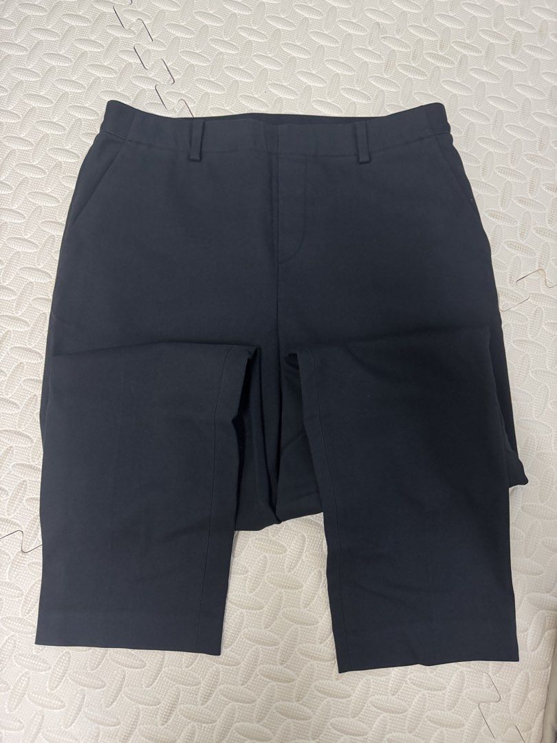 Uniqlo Smart Ankle Pants Garterized Black Large (Category: Other Bottoms) located in Makati City. Submitted by rarebs (Listing ID 1464150396, Image 1). Description: - Uniqlo Black Pants - Size: L - Waist: 69-75cm - Hip: 94-100cm - Material: Polyester & Rayon Blend - Fit: Comfortable - Ideal for: Everyday wear or work - Gartered no zipper.