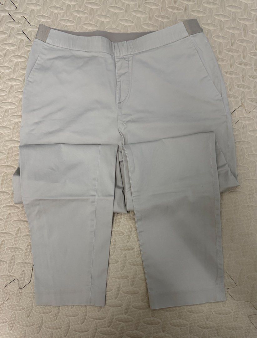 Uniqlo Smart Ankle Pants Garterized light khaki (Category: Other Bottoms) located in Makati City. Submitted by rarebs (Listing ID 1464150672, Image 1). Description: - Light khaki - Size: L - Waist: Fits 69-75cm - Hips: Fits 94-100cm - Material: Comfortable with stretch - Style: Versatile for casual and smart casual outfits - Garterized no zipper.