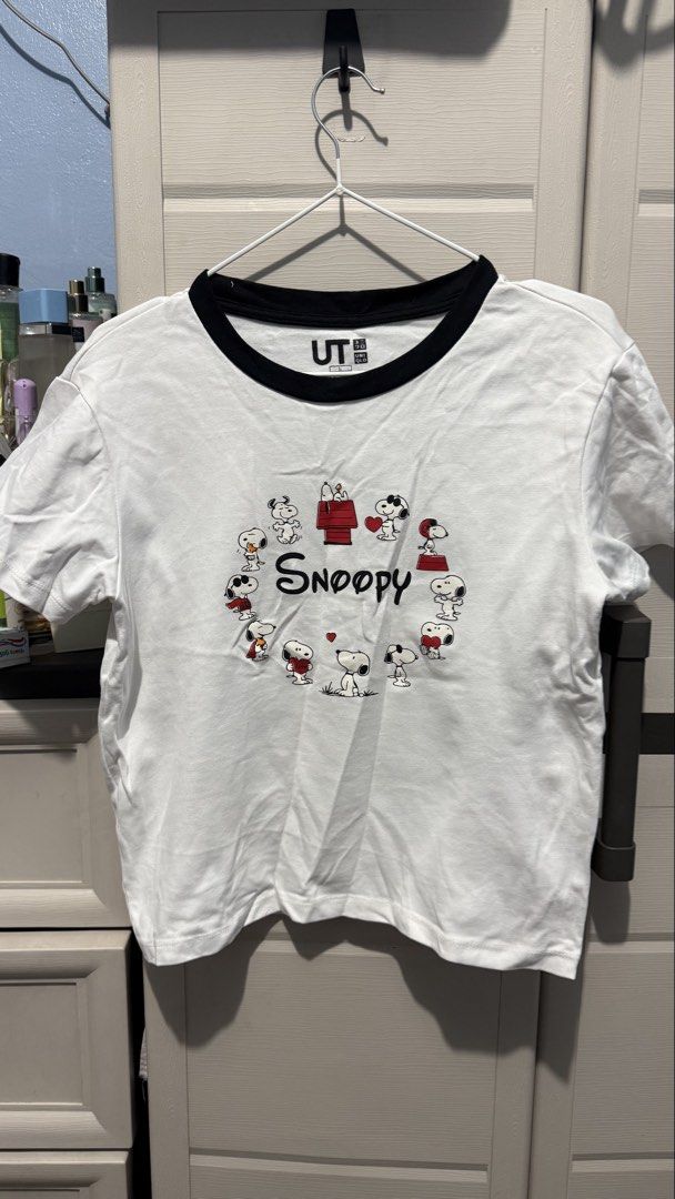 Uniqlo Snoopy (Category: Shirts) located in Quezon City. Submitted by dinesaur (Listing ID 1464265409, Image 1). Description: Used once.
