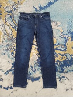 (Category: ) located in . Submitted by ahmad305 (Listing ID 1464166076, Image 1). Description: .