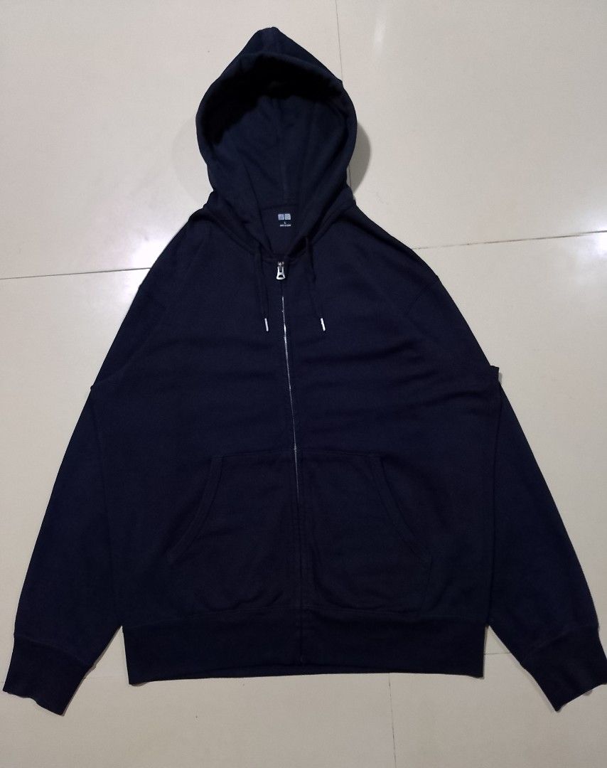 UNIQLO ZIP UP JACKET (Category: Coats, Jackets and Outerwear) located in Cagayan de Oro. Submitted by bertfinds (Listing ID 1464275060, Image 1). Description: Size - Large on tag Wide - 23.5 Length - 27 Condition - 10/10 Color rate- 10/10 Rebbings - 10/10 as new condition Location: Cagayan De Oro City, Mindanao Can ship nationwide via JNT.