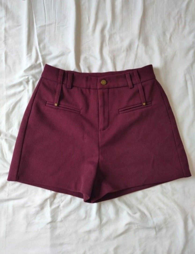 Unique Wool Shorts (Category: Shorts) located in Quezon City. Submitted by maxsab (Listing ID 1464235662, Image 1). Description: - High quality wool fabric with gold button - High-waist fit - Color: Maroon / Burgundy.