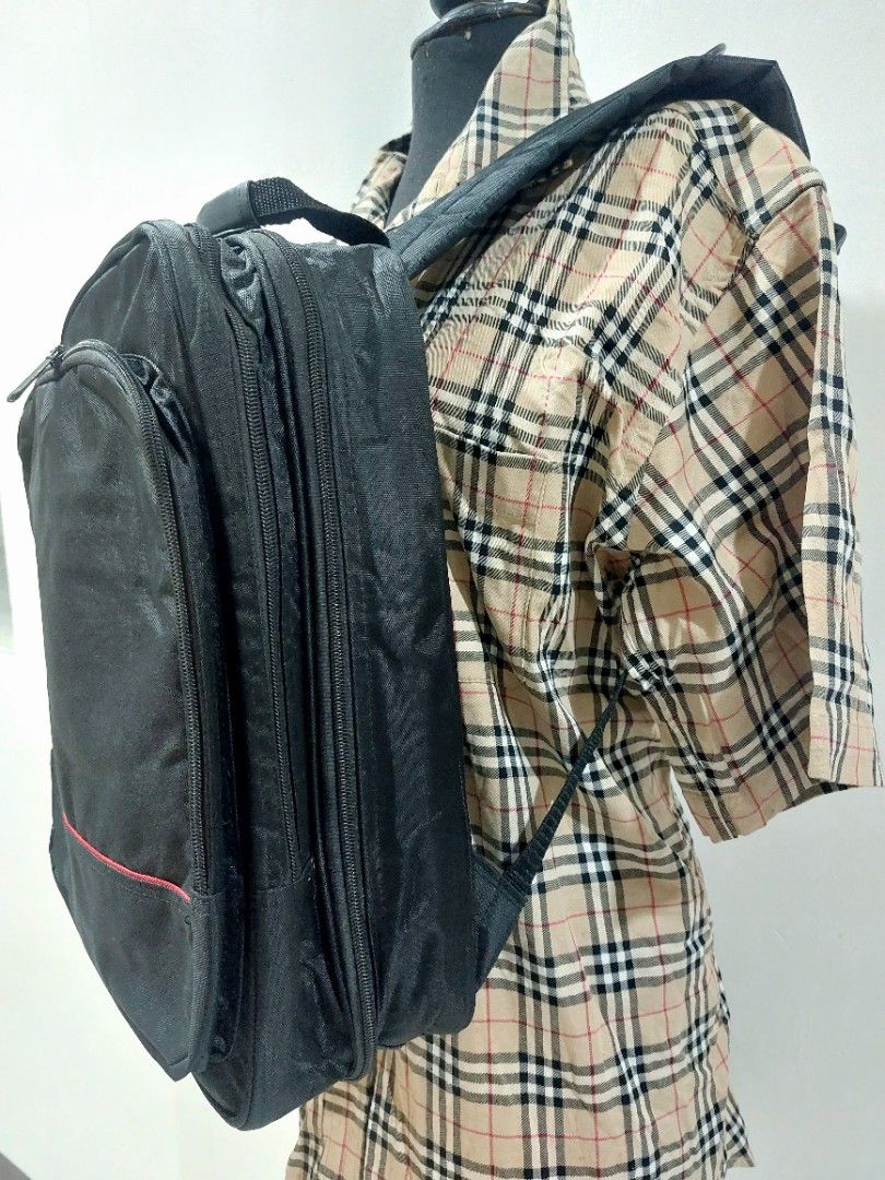 Unisex Laptop Backpack (Category: Backpacks) located in Muntinlupa City. Submitted by sakurambo_des (Listing ID 1464162879, Image 3). Description: Unisex Laptop Backpack Mutiple compartment In very good condition..