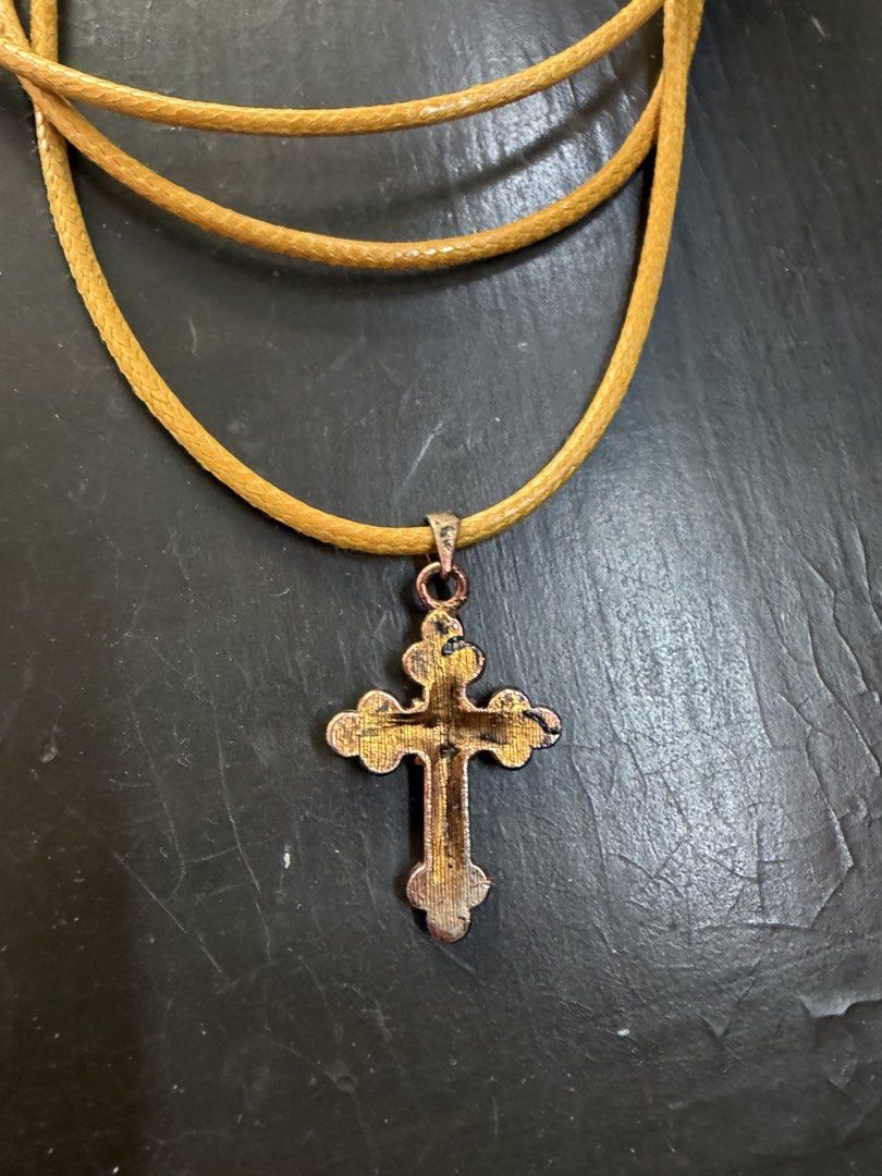 USA cross necklace (Category: Necklaces) located in Manila. Submitted by thebookclubz (Listing ID 1462848558, Image 3). Description: Never used Stored Vintage May have marks from storage .