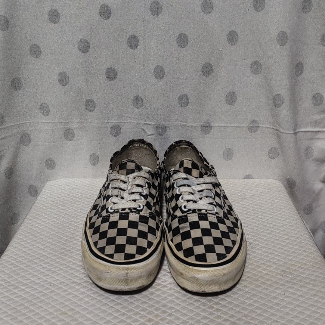 VANS AUTHENTIC CHECKERBOARD (Category: Sneakers) located in Manila. Submitted by talensjolo10233 (Listing ID 1464296276, Image 2). Description: .