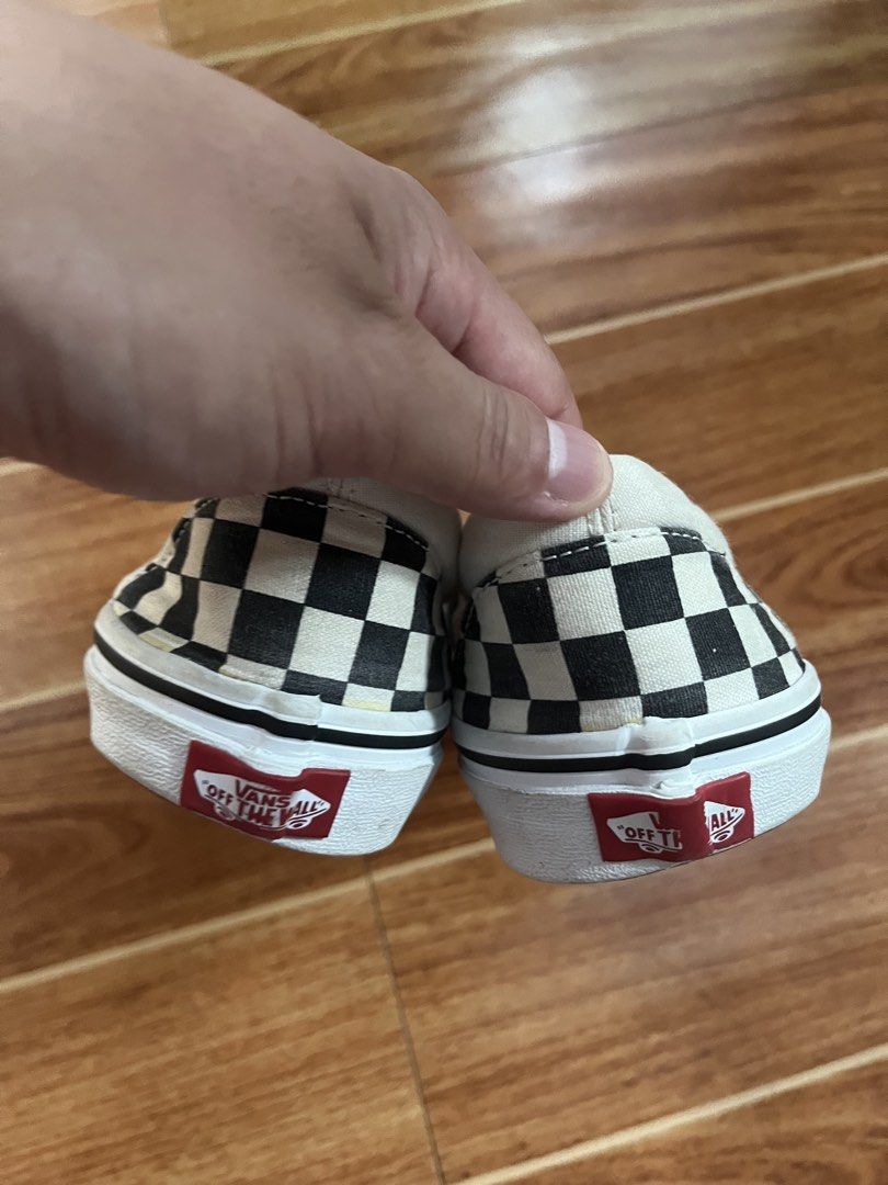 Vans Checkerboard Slip-On Shoes (Category: Sneakers) located in Manila. Submitted by stmngo (Listing ID 1464147854, Image 3). Description: VANS CHECKERBOARD SLIP ON Size 8.5 US mens | EUR 41 | 26.5 cm Minimal crack sockliner Good Condition Original / Legit 📍Manage your expectation. Shoes is used hut not abused. .