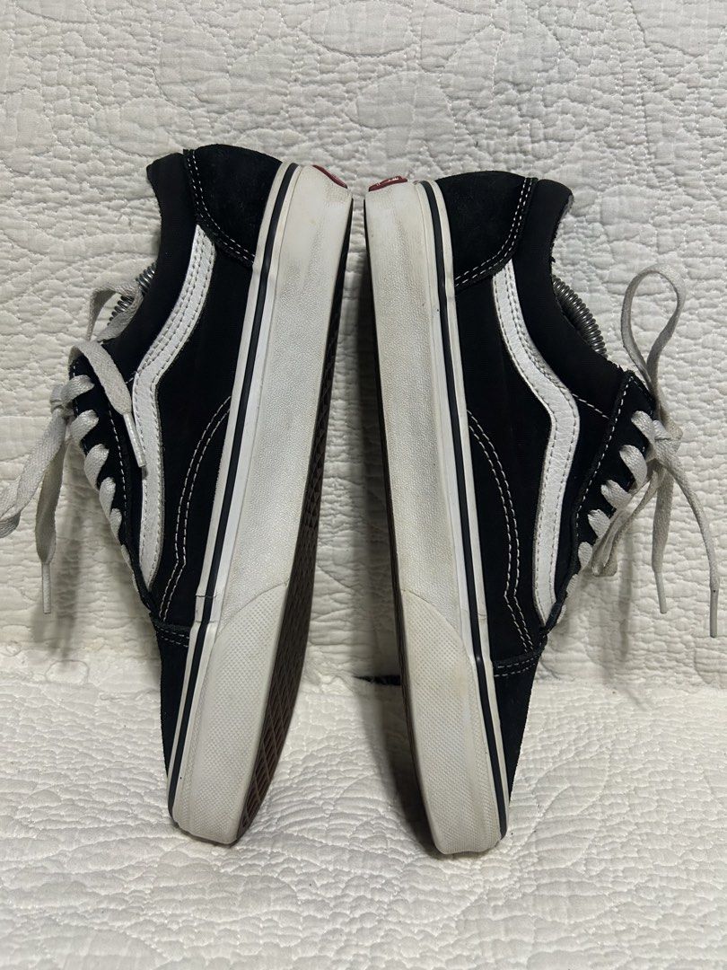 Vans Old Skool Black White Sneakers US 5.5W (Category: Sneakers) located in Malaybalay. Submitted by thrifturessential (Listing ID 1464277236, Image 3). Description: - Classic Vans Old Skool sneakers - Color: Black and White - Size: US 5.5W (EUR 37, 23.5CM) - Condition: Good overall, with noted sock liner wear - Ideal for everyday wear.