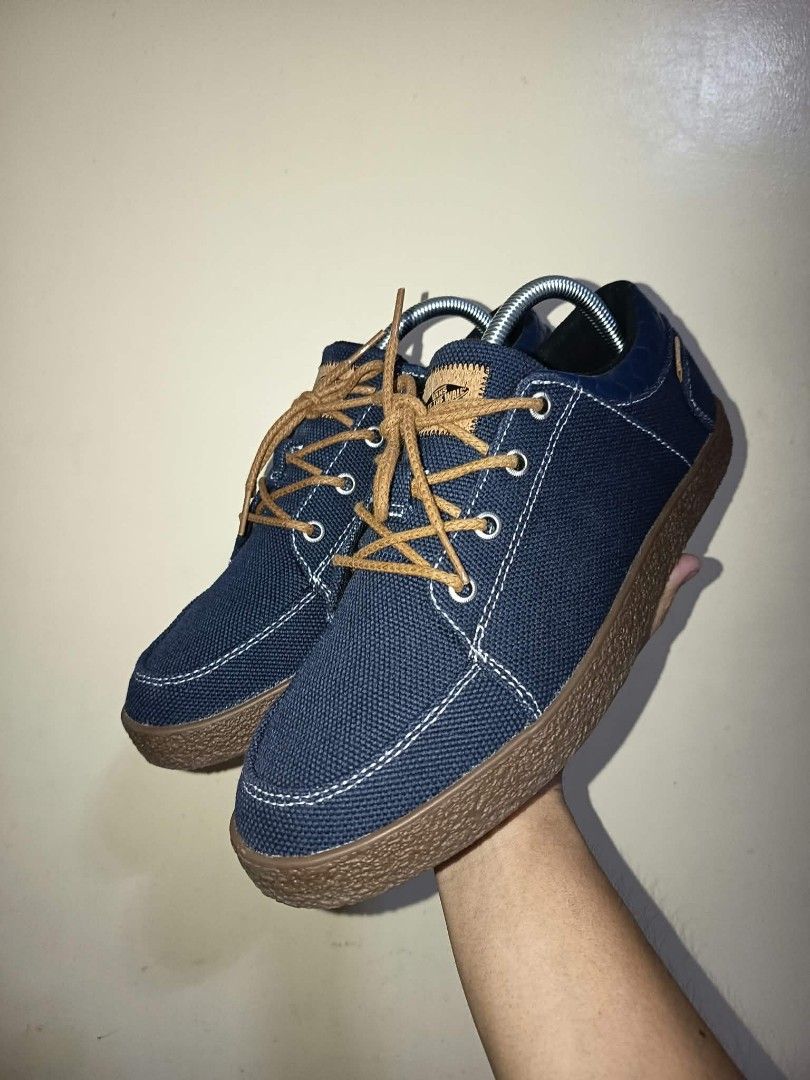 Vans Strids V3770 CVS sneakers in navy (Category: Sneakers) located in Pasay City. Submitted by ODDXX (Listing ID 1464311167, Image 1). Description: V@ns Strids V3770 CVS sneakers in navy Japan Release Original/Authentic.💯 Size Tag US 8 Men /26.5cm Very Good Condition/Almost same as New! NO BOX! PAIR ITSELF ONLY. Wala pong nabibili neto sa kahit saang V@ns Store sa Pilipinas. Exclusive in Japan Only! Selling it out only for Php1599! Plus shippin
