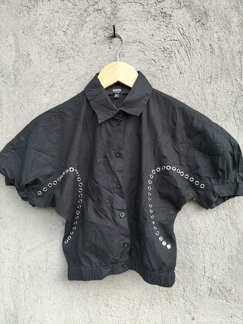 Versus Versace tops (Category: Activewear) located in Manila. Submitted by ramzzyyy (Listing ID 1464346754, Image 1). Description: .