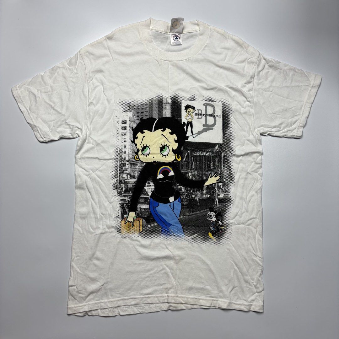 Vintage betty boop (Category: Tshirts & Polo Shirts ) located in Abucay. Submitted by alvinthrif57836 (Listing ID 1464279355, Image 1). Description: Vintage betty boop ‎_______________________ ‎Size: L on tag ‎(Measured by Inches) ‎Width: 21.5 ‎Length: 32 ‎Condition: EXCELLENT ‎Color Rate: 9.5/10 ‎Issue: None ‎_______________________ ‎ ‎Color may vary due to lightning so check wisely. ‎Thank you for your understanding ❤️.