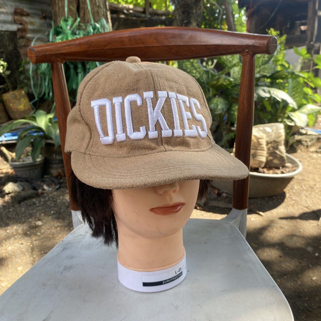 VINTAGE DICKIES SPELL OUT CAP (Category: Caps & Hats) located in Rizal. Submitted by thrift_by_nel (Listing ID 1464145085, Image 1). Description: Vintage Dickies Napback Cap excellent condition .