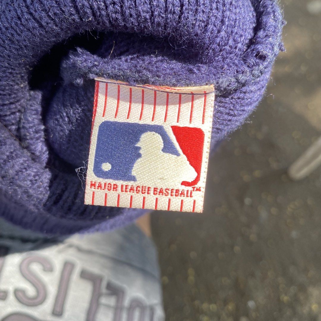 VINTAGE MLB BEANIE (Category: Beanies) located in Rizal. Submitted by thrift_by_nel (Listing ID 1464143846, Image 3). Description: Excellent conditon.