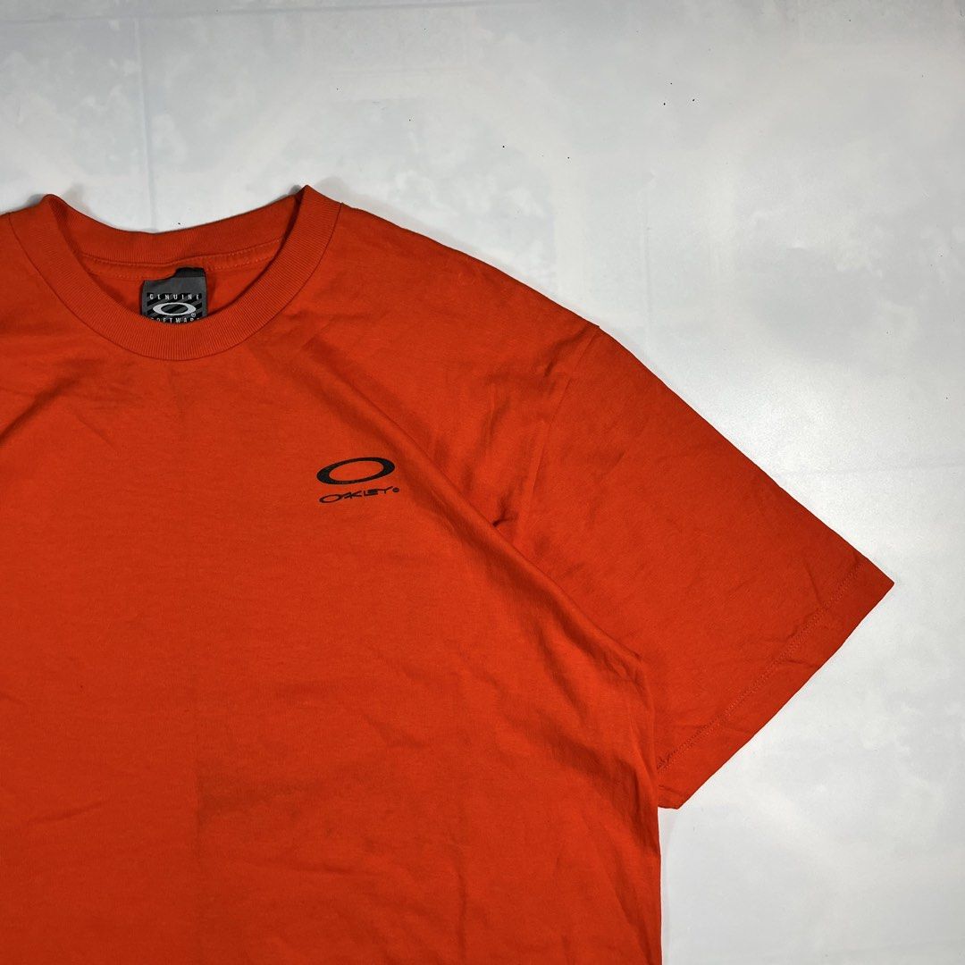 Vintage Oakley (Category: Activewear) located in Iloilo. Submitted by profitpicks (Listing ID 1464326478, Image 2). Description: .