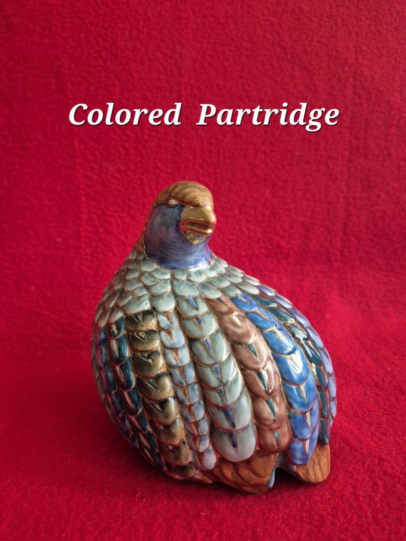 Vintage Partridge Figurines (Category: Figurines & Statues) located in Makati City. Submitted by maydeleo1 (Listing ID 1464213426, Image 1). Description: Vintage Partridge Figurines White glazed Ceramic Quail Figurines set Php1,200 for the set of 3pcs Handpainted Multi-colored Ceramic Partridge Figurine with gold trims Php1k take all for Php2k RFS Decluttering.
