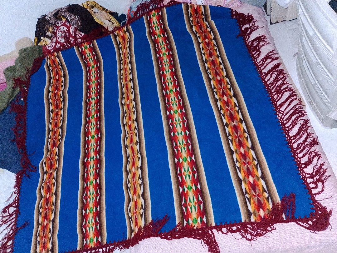 Vintage pendleton beaver state wool shawl blancket (Category: Luxury Apparel) located in Manila. Submitted by takeroshc143 (Listing ID 1464163555, Image 3). Description: Selling a beautiful and authentic Vintage Pendleton Woolen Mills "Beaver State" Shawl Blanket. This piece features a vibrant blue base with striking Native American-inspired geometric diamond/chevron stripes in orange, green, and brown.Size: Approx. 60" x 62" (Adult Square Shawl 