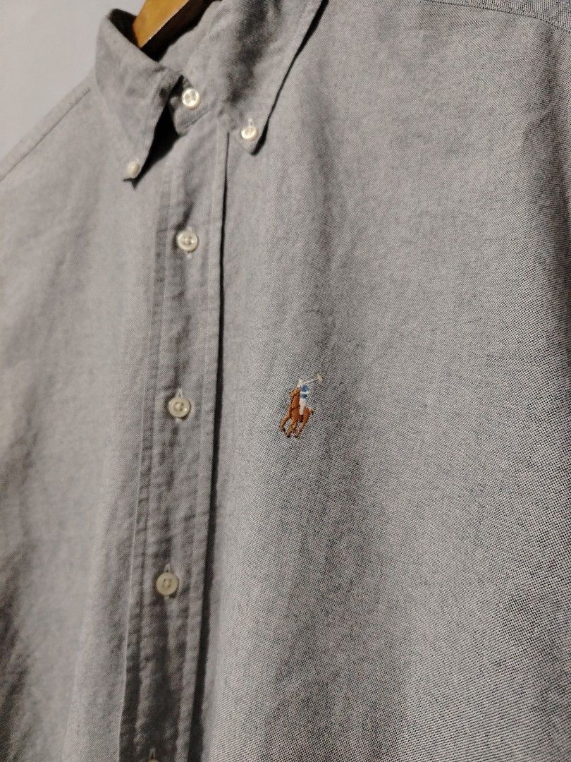 Vintage Ralph Lauren Botton Down (Category: Formal Shirts) located in Bocaue. Submitted by adrianberi35876 (Listing ID 1464243473, Image 2). Description: Mine: 1200ship Vintage Ralph Lauren Botton Down Width:25.6 Length:31.2 Back:32.5 M on tag (Oversize) Exellent Condition Issue:minimal yellow stain as in not noticeable or hindi gano pansinin 📍 Bocaue,Bulacan.