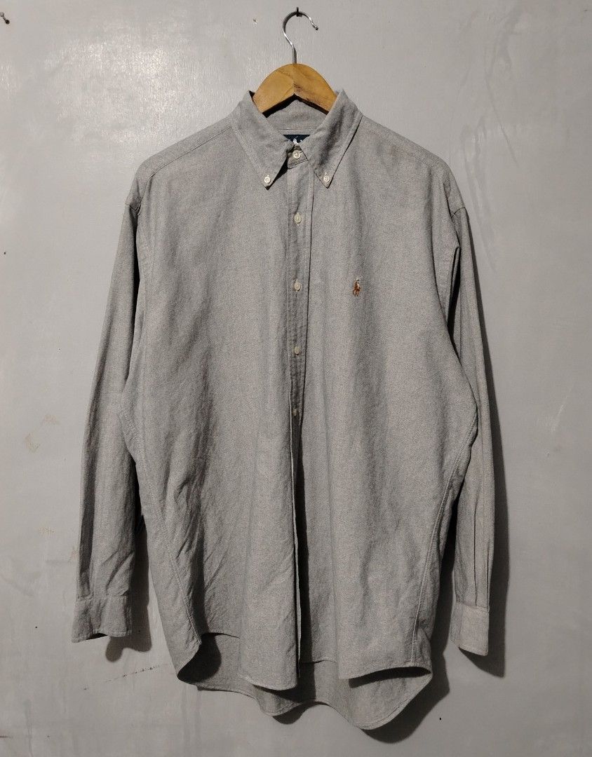 Vintage Ralph Lauren Botton Down (Category: Formal Shirts) located in Bocaue. Submitted by adrianberi35876 (Listing ID 1464243473, Image 1). Description: Mine: 1200ship Vintage Ralph Lauren Botton Down Width:25.6 Length:31.2 Back:32.5 M on tag (Oversize) Exellent Condition Issue:minimal yellow stain as in not noticeable or hindi gano pansinin 📍 Bocaue,Bulacan.