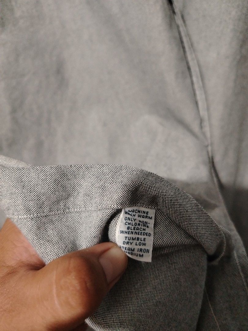 Vintage Ralph Lauren Botton Down (Category: Formal Shirts) located in Bocaue. Submitted by adrianberi35876 (Listing ID 1464243473, Image 3). Description: Mine: 1200ship Vintage Ralph Lauren Botton Down Width:25.6 Length:31.2 Back:32.5 M on tag (Oversize) Exellent Condition Issue:minimal yellow stain as in not noticeable or hindi gano pansinin 📍 Bocaue,Bulacan.