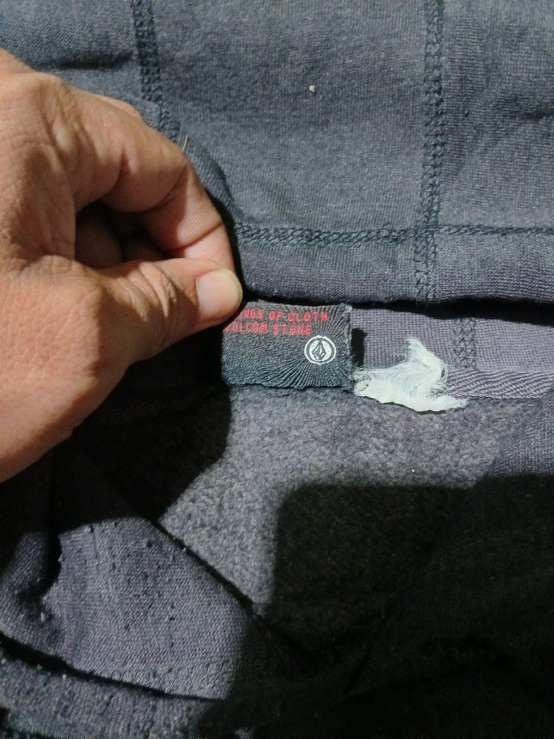Vintage Volcom Black Hoodie (Category: Coats, Jackets and Outerwear) located in San Jose. Submitted by garments17 (Listing ID 1464248365, Image 3). Description: - Black Volcom hoodie - Classic Volcom logo on front - Front pocket - Drawstring hood - good fade - Estimated size M - Ideal for casual wear.