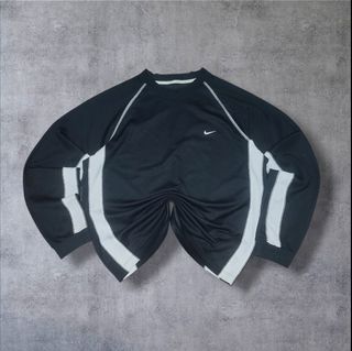 (Category: ) located in . Submitted by thriftedtaguig07 (Listing ID 1464300562, Image 1). Description: .