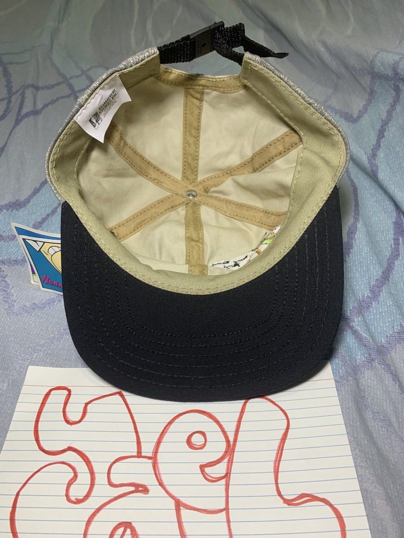 vintage yogi bear (Category: Caps & Hats) located in Manila. Submitted by papayaelmoto (Listing ID 1464163507, Image 2). Description: vintage yogi bear brandnew deadstock no issue add shipping sa malayo.