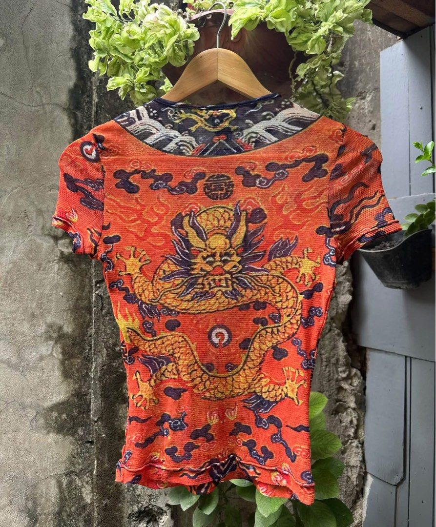 Vivienne Tam - Mesh - S/S’1998 - Dragon (Category: Others Tops) located in Cavite. Submitted by asianluxe (Listing ID 1464262274, Image 2). Description: excellent condition Very presentable No flaw or damage Authentic.