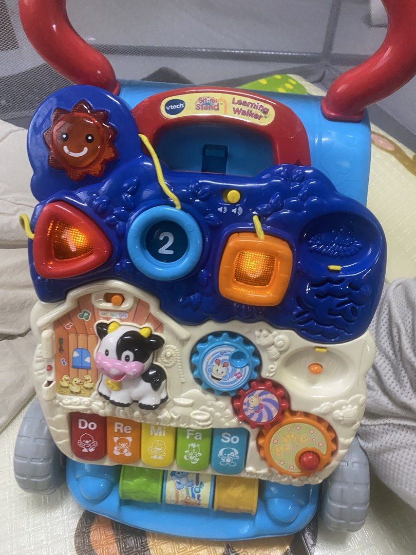 Vtech walker (Category: Infant Playtime) located in Kota Bharu. Submitted by mudain0654000 (Listing ID 1464233913, Image 2). Description: Smua ok dan msih bunyi dgn baik cuma phone mainan dia hilang.