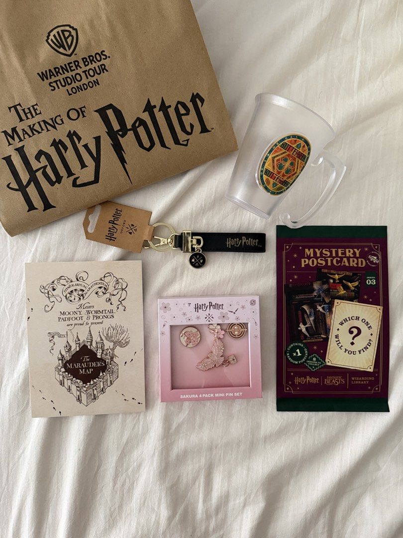 Warner Bros Studio Tour London Harry Potter Merch Bundle (Category: Western Merchandise) located in Manila. Submitted by kia.co (Listing ID 1464209835, Image 1). Description: - Authentic Warner Bros. Studio Tour London Harry Potter items - Includes: Marauder's Map replica, Sakura 4-pack mini pin set, mystery postcard, and Harry Potter keychain - All items from the Making of Harry Potter collection - Perfect gift for any Harry Potter enthusiast! F