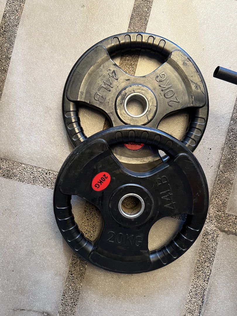 Weight Plates, Barbell, Bench, Dumbbells (Category: Weights & Dumbbells) located in Manila. Submitted by kale_9 (Listing ID 1464287460, Image 1). Description: - Complete weightlifting set for home workouts - Includes: Barbell, Weight Bench, Adjustable Dumbbells - Weight Plates: 2 x 20kg, 2 x 10kg, 2 x 5kg - All equipment is functional - Barbell has minor signs of wear 10k take all! 20kg plates = 1600 = ₱3000 for both 10kg plates = 800 = ₱1400 for