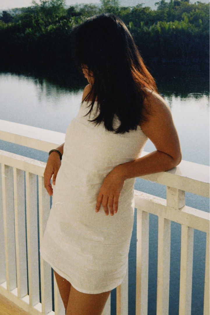 White Square Neck Spaghetti Strap Mini Dress (Category: Sleeveless) located in Mandaluyong City. Submitted by nftp24 (Listing ID 1464224246, Image 2). Description: - White top with thin straps - Square neckline - Cotton-like fabric - Minor marks on fabric (please check photos).